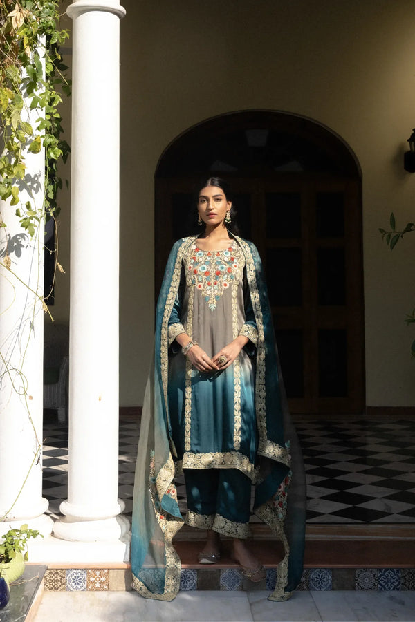 #OmbreGrey&TealBlue