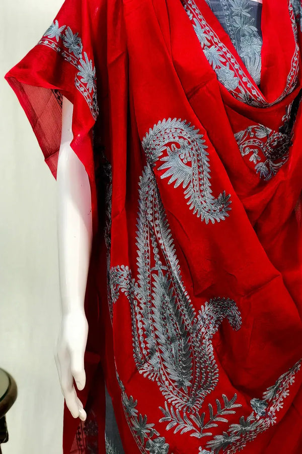 Vaira — Kaschmirische Aari-Arbeit Salwar Anzug