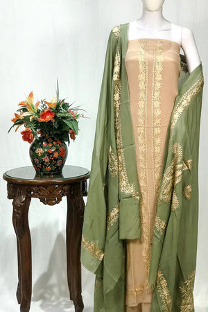 Vaira — Kaschmirische Aari-Arbeit Salwar Anzug