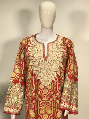 Red Pure Wool Kashmiri Pheran with Jaal Paisley Embroidery close up